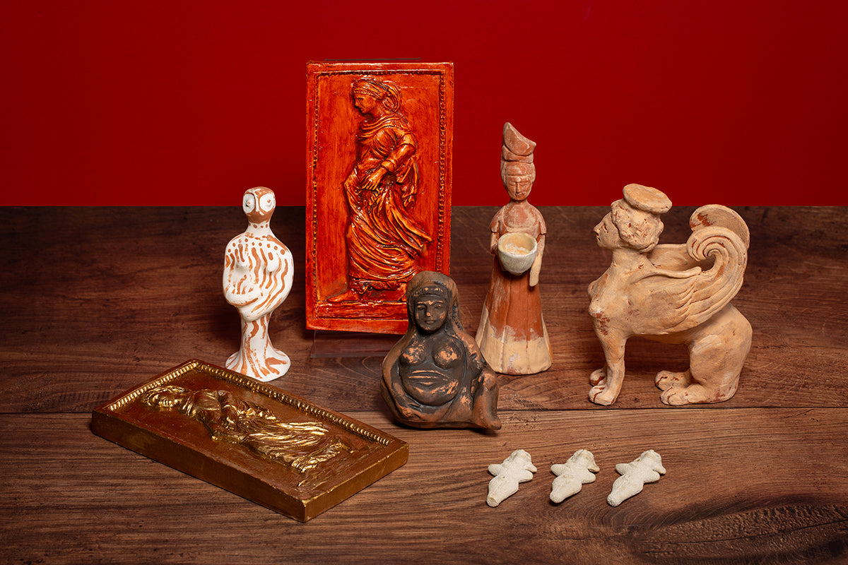 Female figurine of the Proto-Phi type - Teracotta Replica of Freud's Clay Figurine by Martha Todd