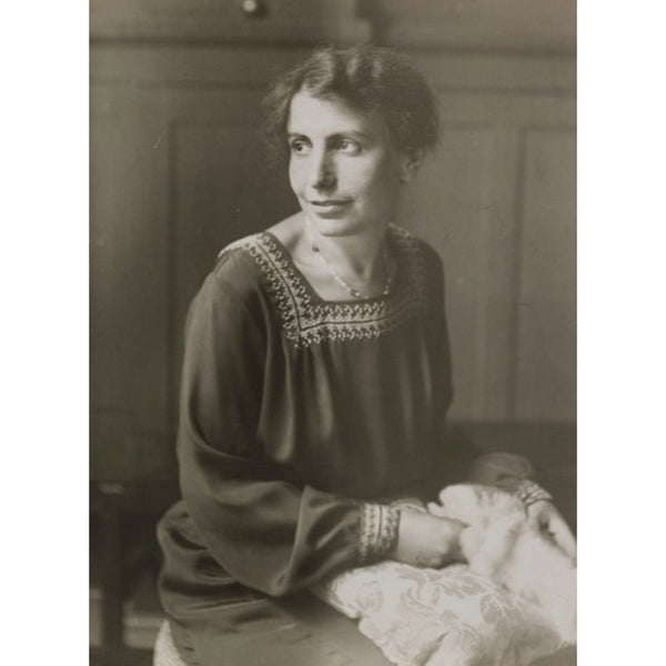 Anna Freud, 1925 (postcard)