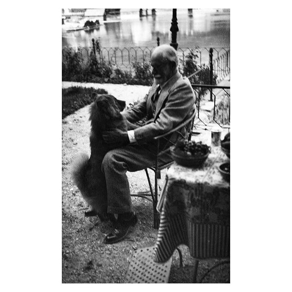 Freud with his chow Jofi (print)
